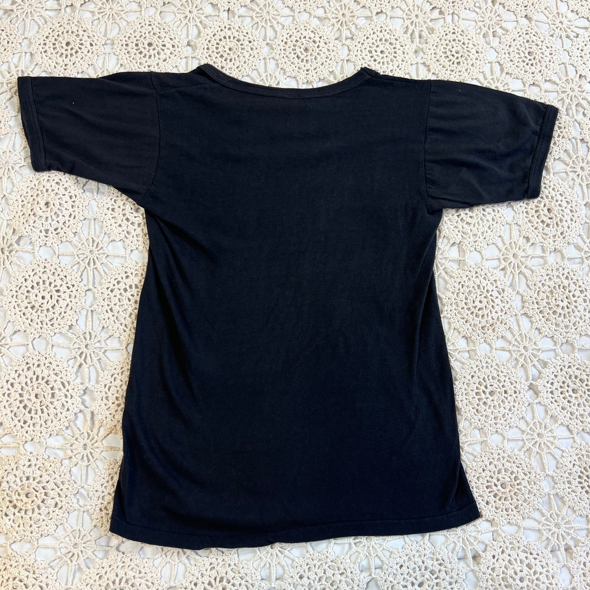 1979 Van Halen Invades Canada VH II Album Promotional Baby Tee S