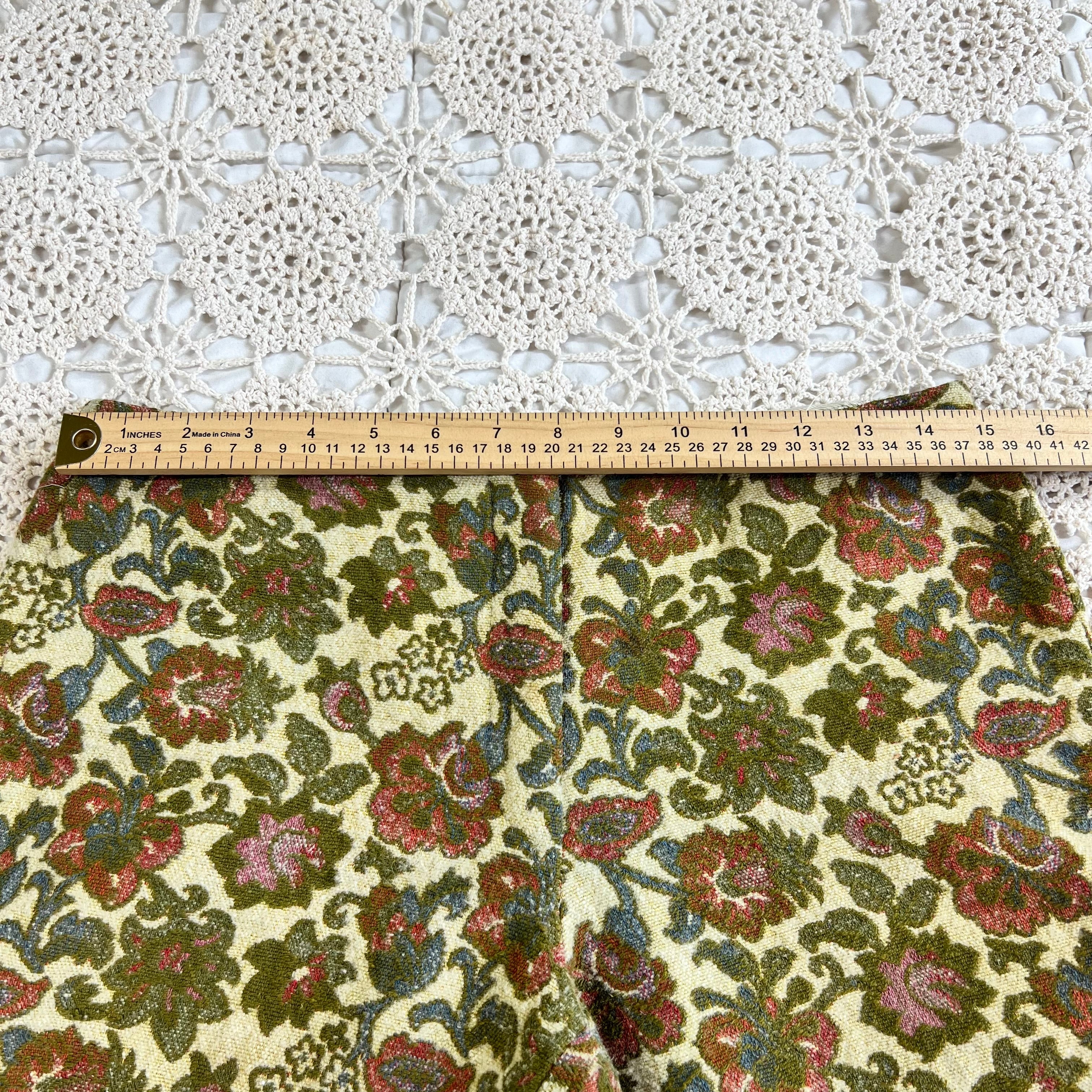 60s Tapestry Floral Carpet Bell Bottom Pants 30x26.5