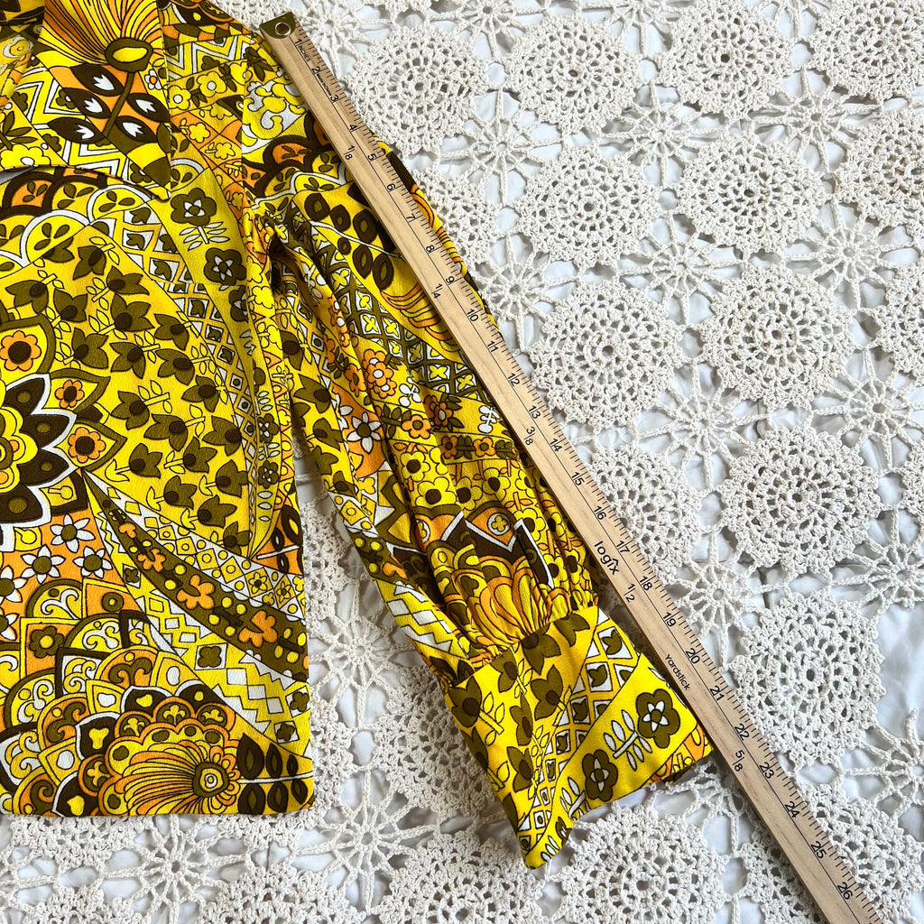 60s Hawaiian Textiles Barkcloth Dagger Collar Blouse M