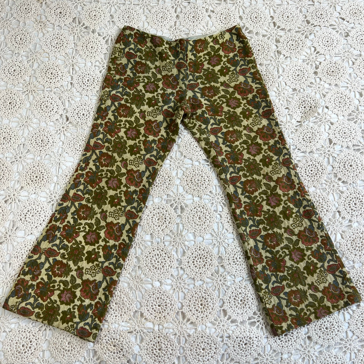60s Tapestry Floral Carpet Bell Bottom Pants 30x26.5