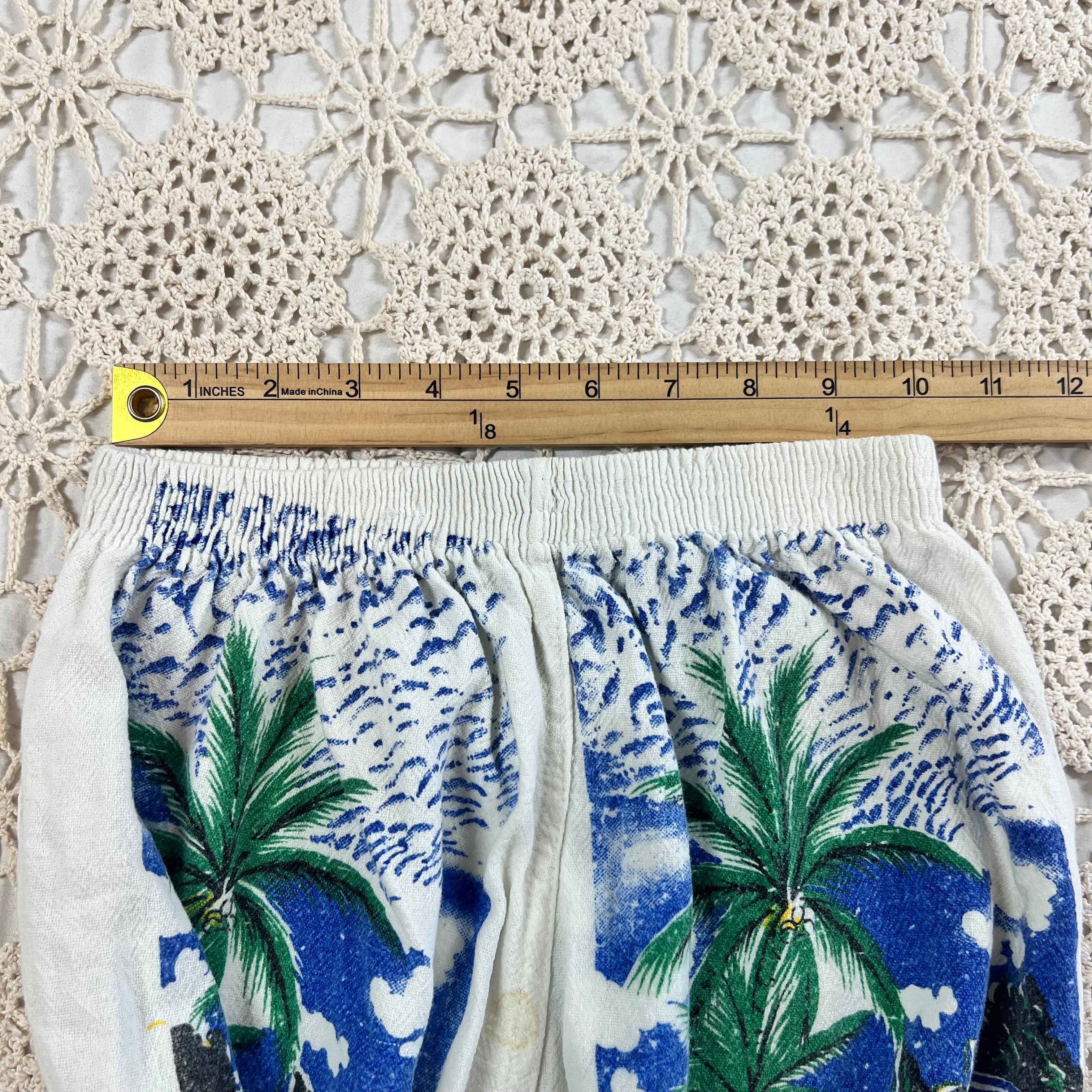 70s/80s Vietnam Tourist Shorts S/M