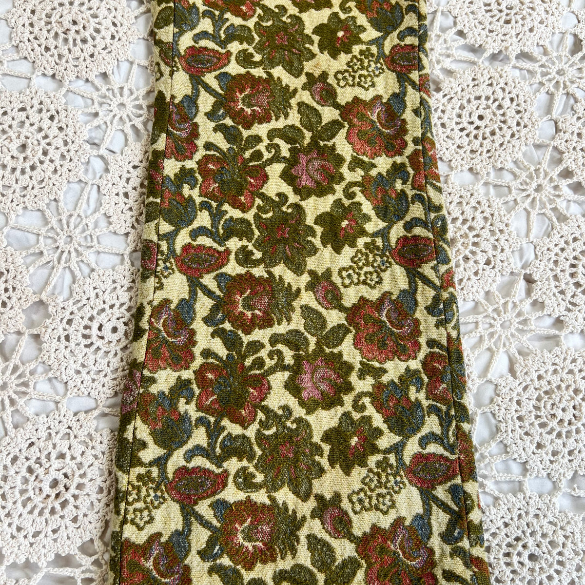 60s Tapestry Floral Carpet Bell Bottom Pants 30x26.5